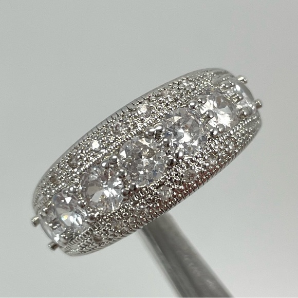 Rings Wedding Band Women’s Jewelry Round Cut Diamond CZ Silver Plated Fashion
